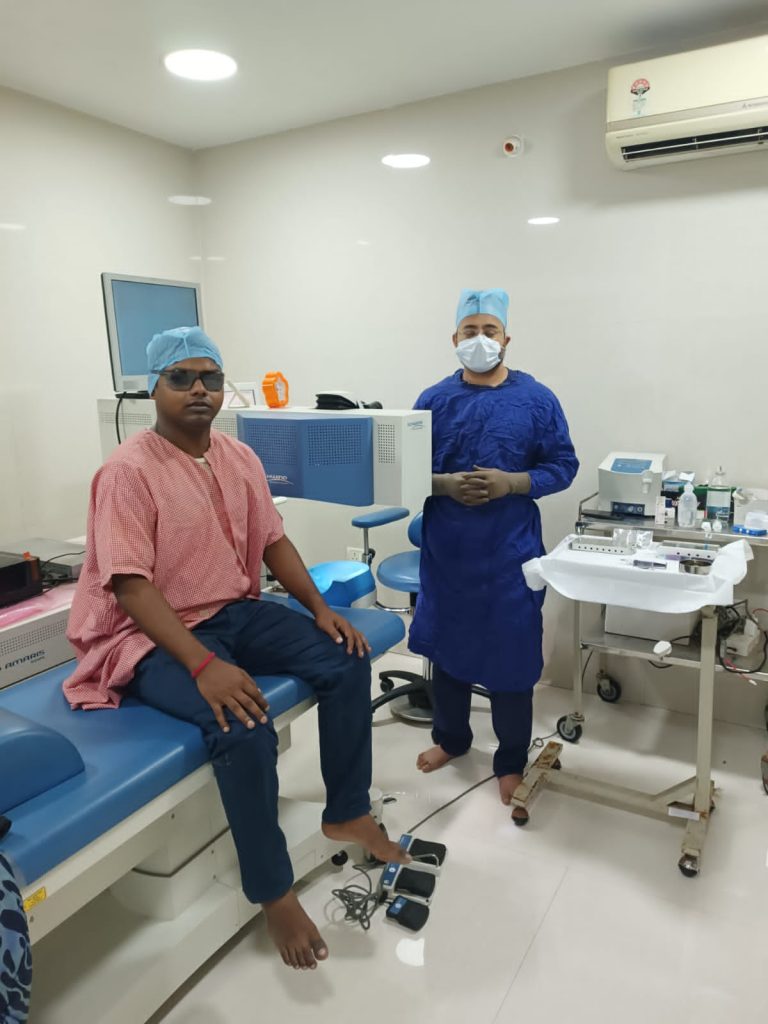 Dr. Pankaj Anatwar Sir with Patient